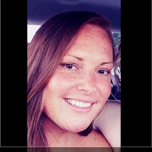 Meet your Posher, Cassandra